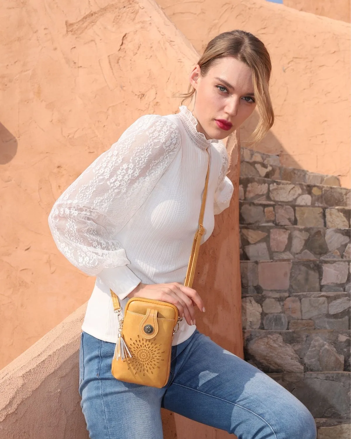 2023 Sales No. 1 cellphone purse women crossbody
