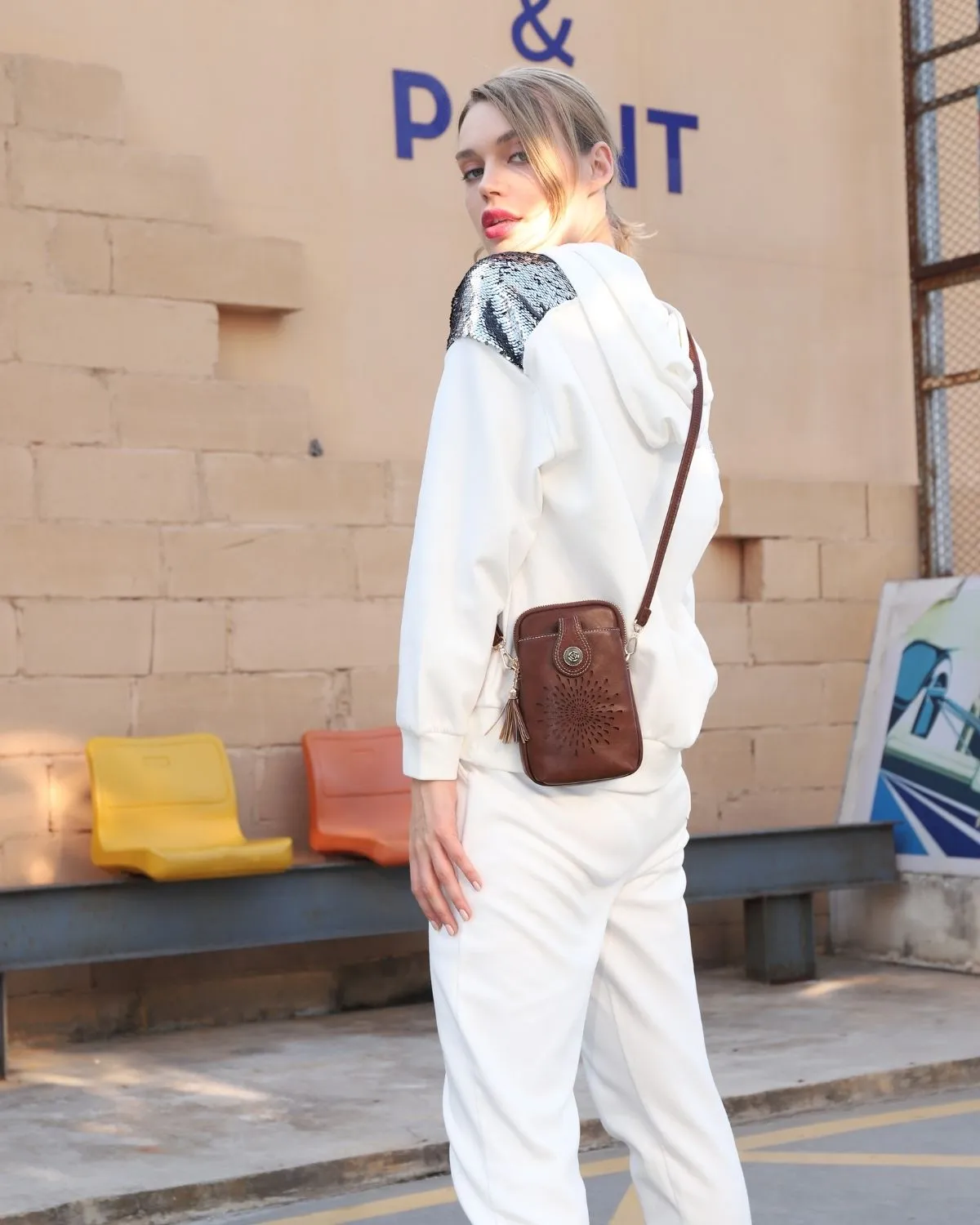 2023 Sales No. 1 cellphone purse women crossbody