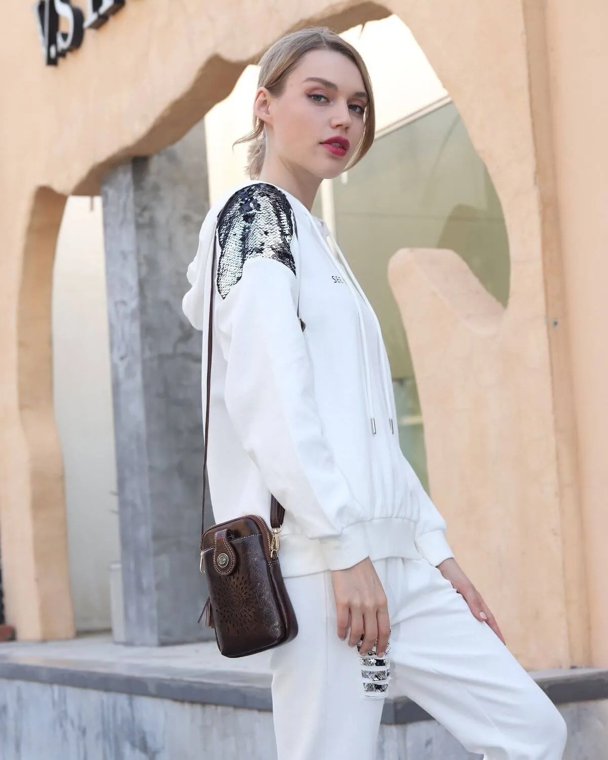 2023 Sales No. 1 cellphone purse women crossbody