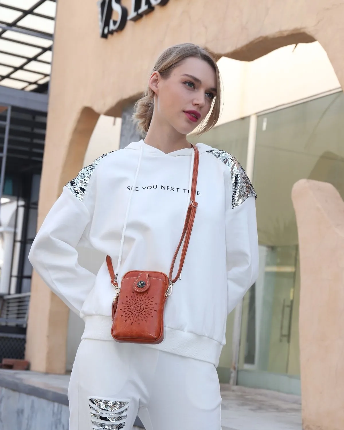 2023 Sales No. 1 cellphone purse women crossbody