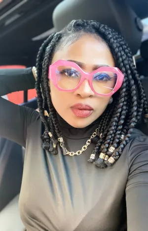 A Babe Fashion Clear Glasses