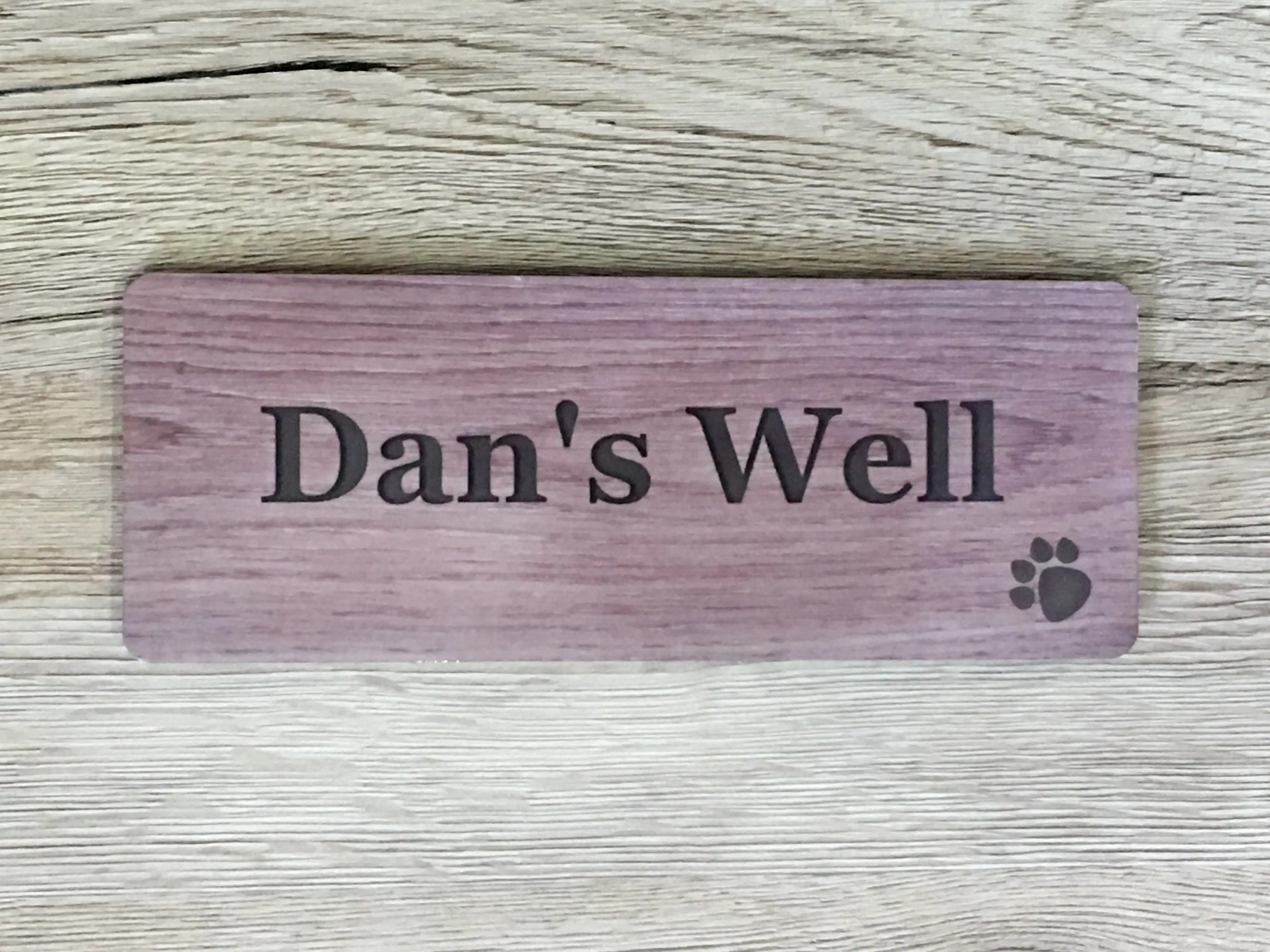 Add Text to Wood Effect Metal Signs: Pine, Oak & Distressed Designs