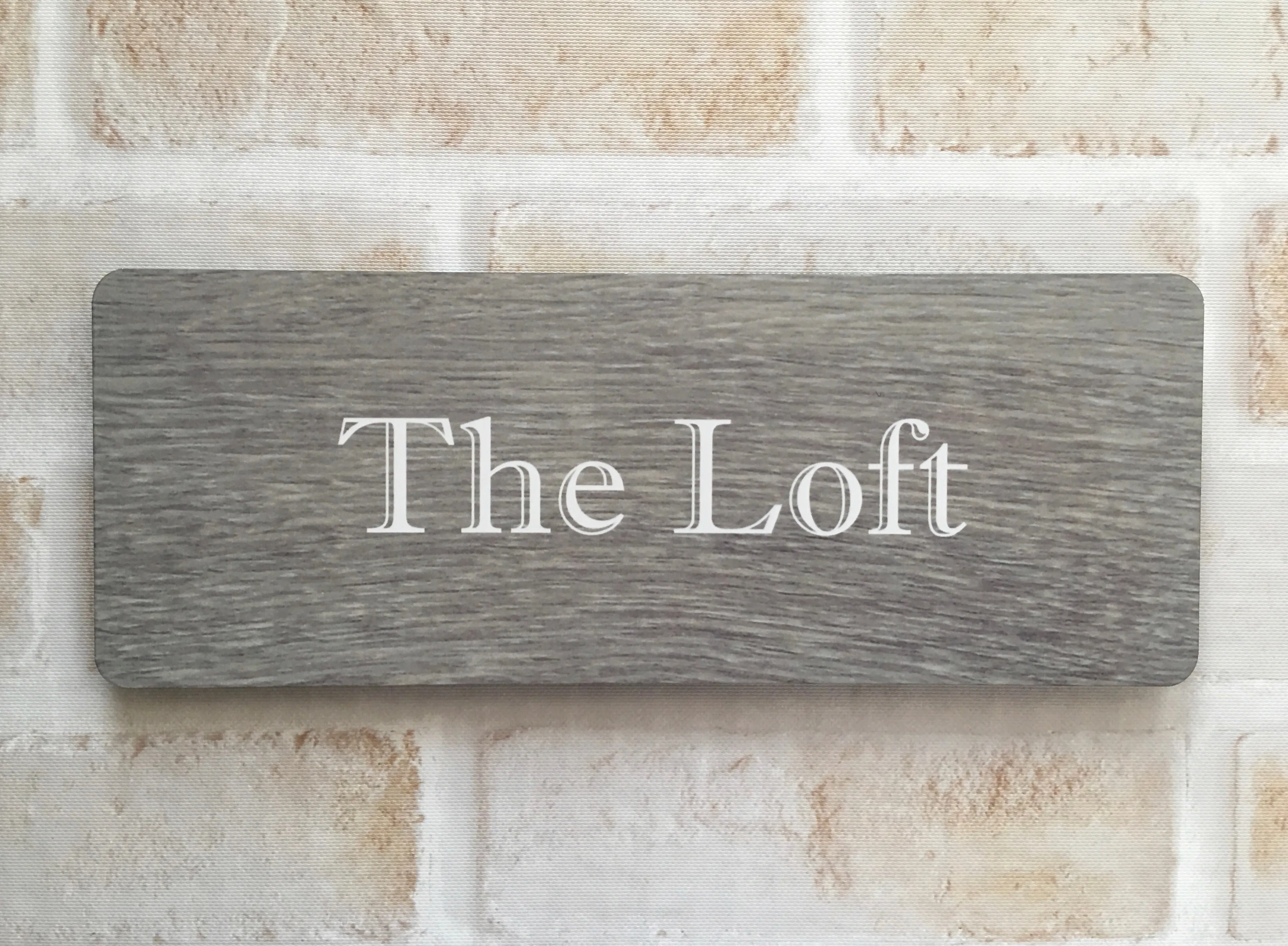 Add Text to Wood Effect Metal Signs: Pine, Oak & Distressed Designs