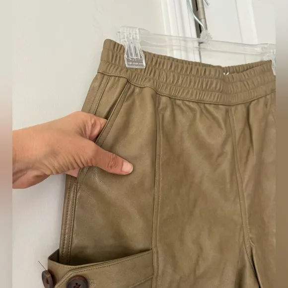 Anthropologie Avec Les Filles Utility Shorts, Size S