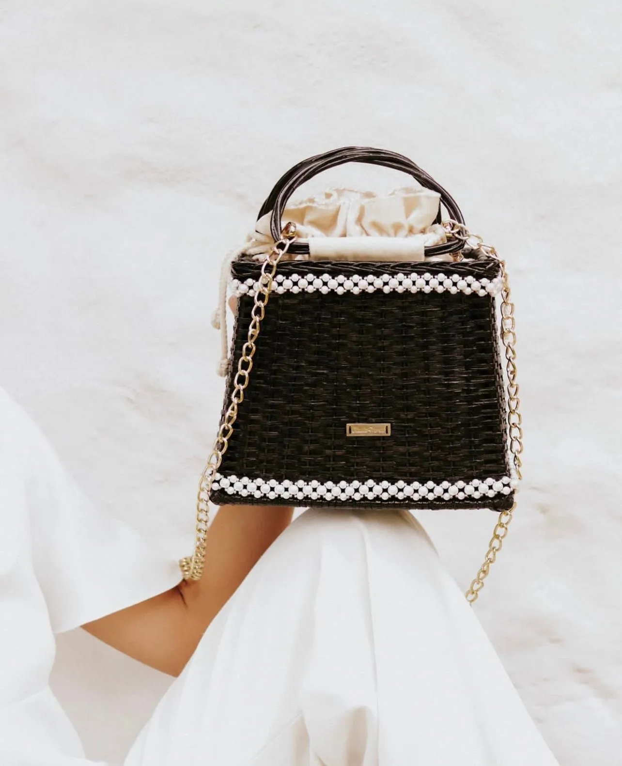 Black whicker bag with pearls