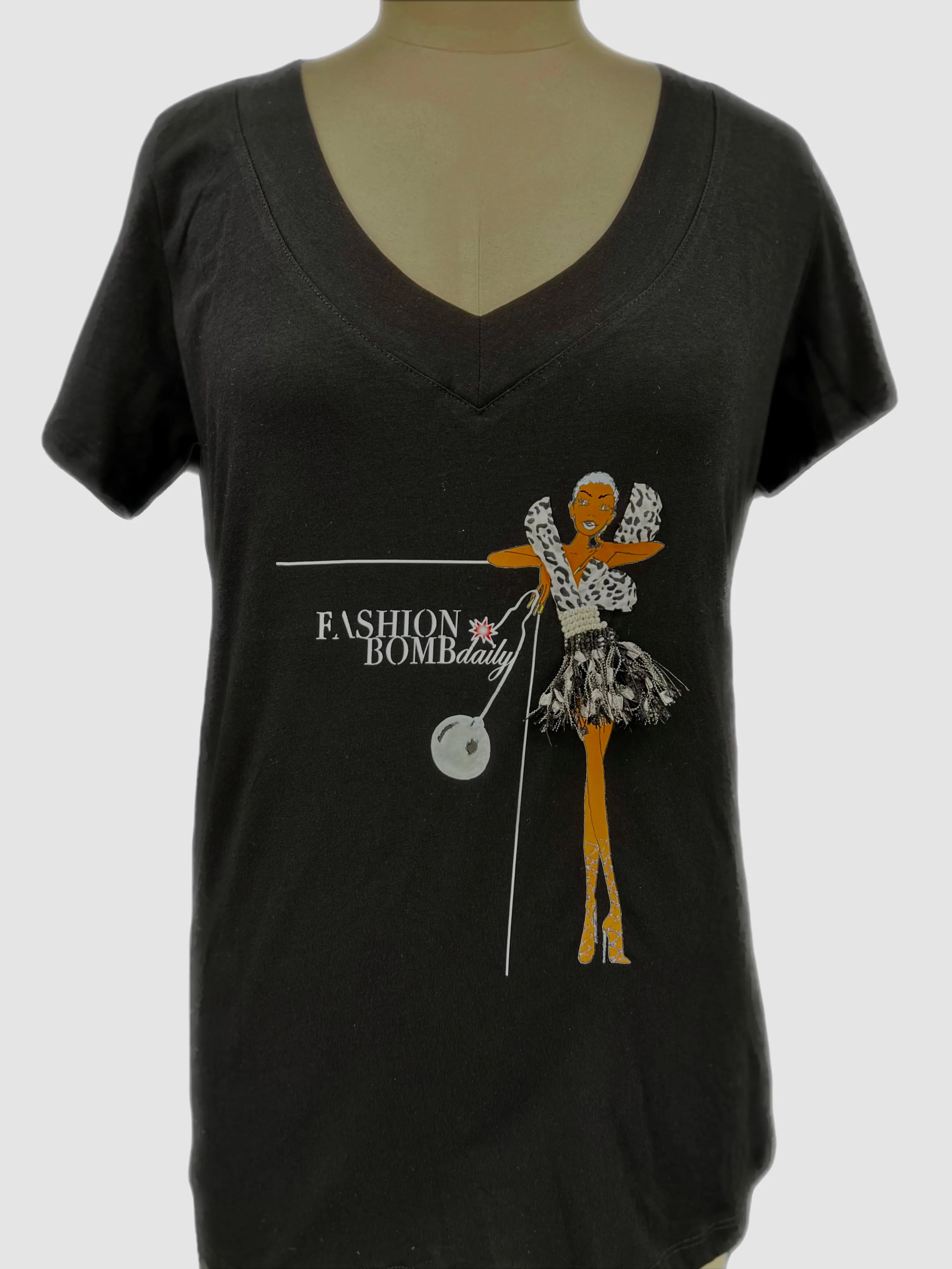 Bomb Fashion Show 2023 Special Edition Logo T-Shirt (Black)