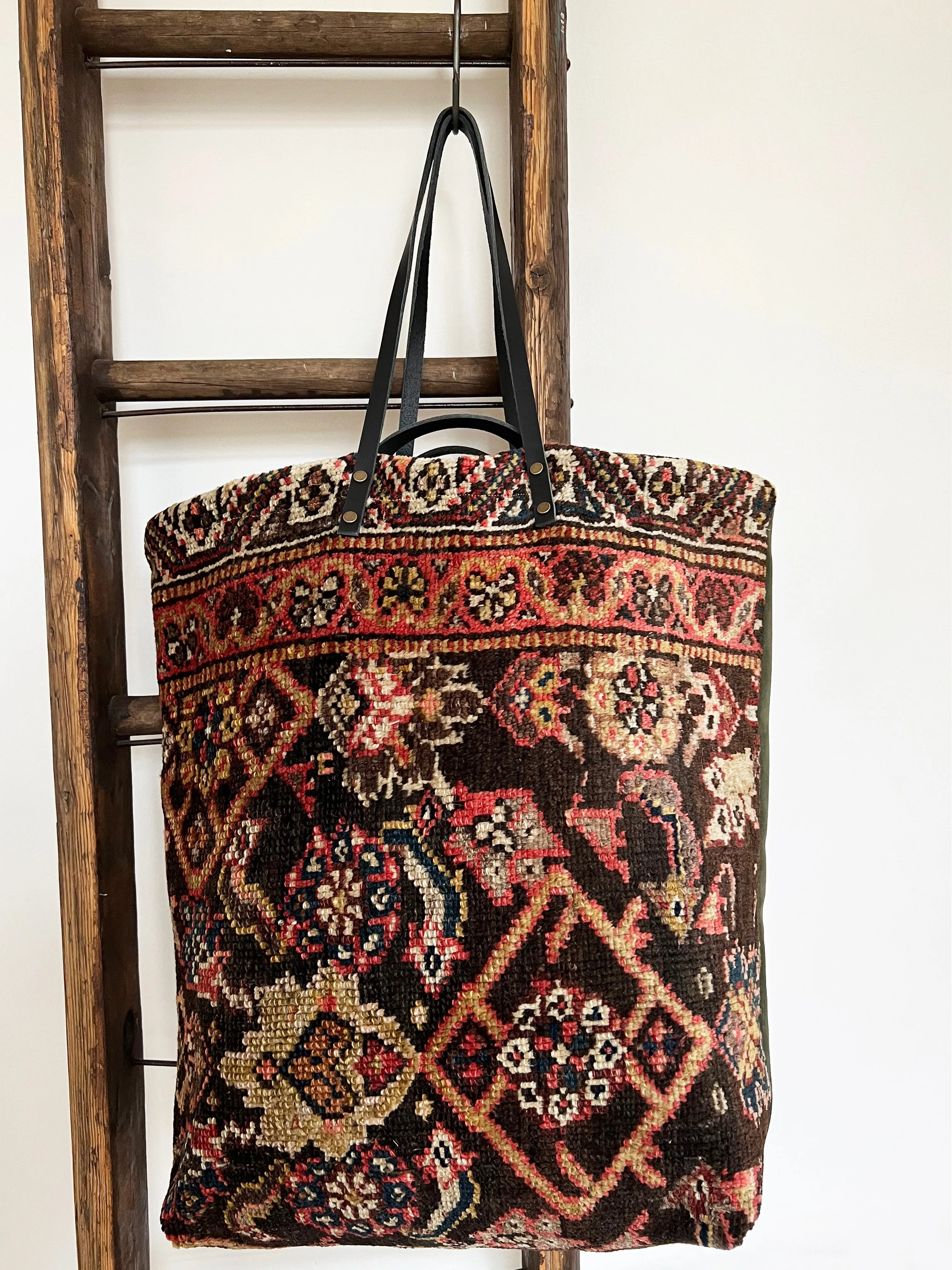 Brownber Hall tote 001