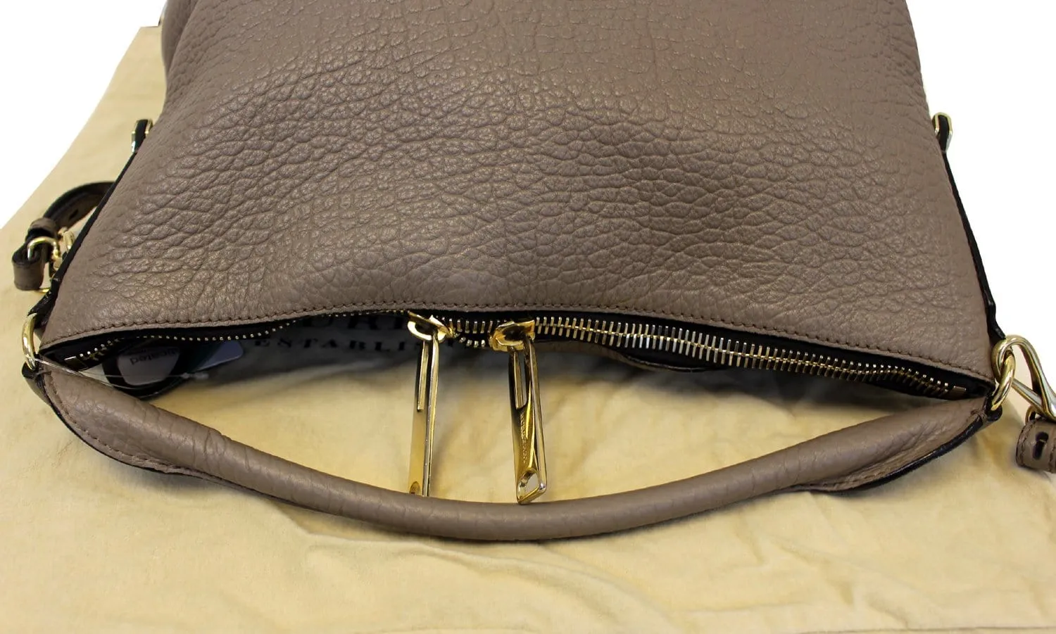 BURBERRY Heritage Grain Ledbury Hobo Bag