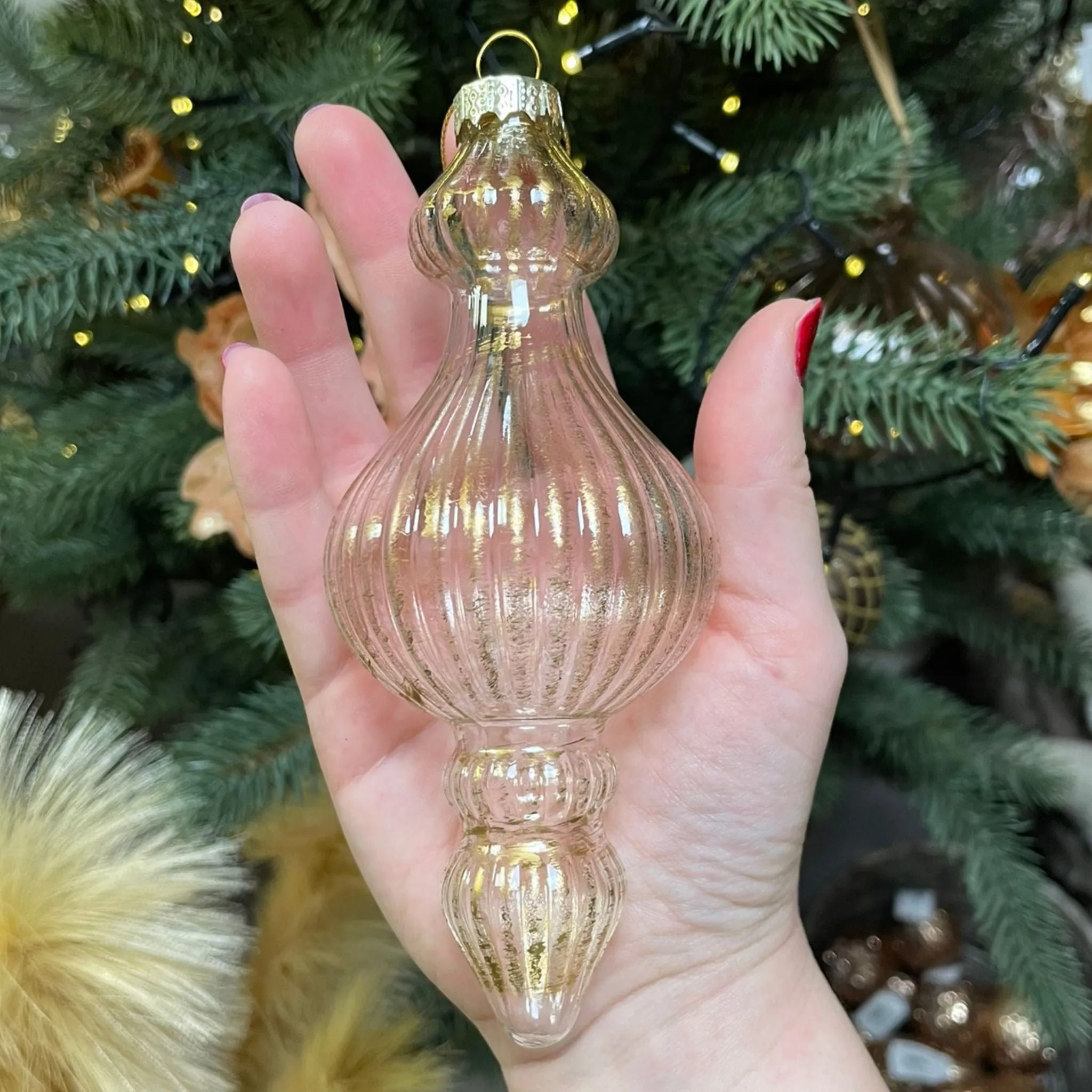 Chic Antique Ornament