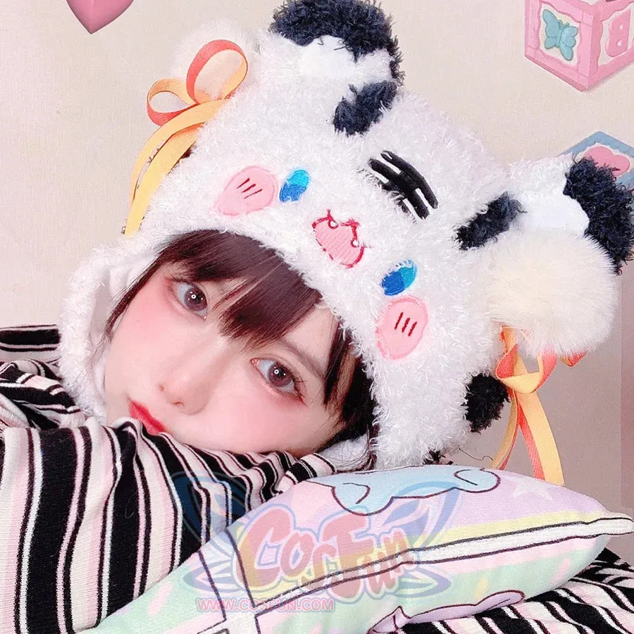 Chinese Lovely Winter Lolita White Tiger Crossbody Bag and Hat