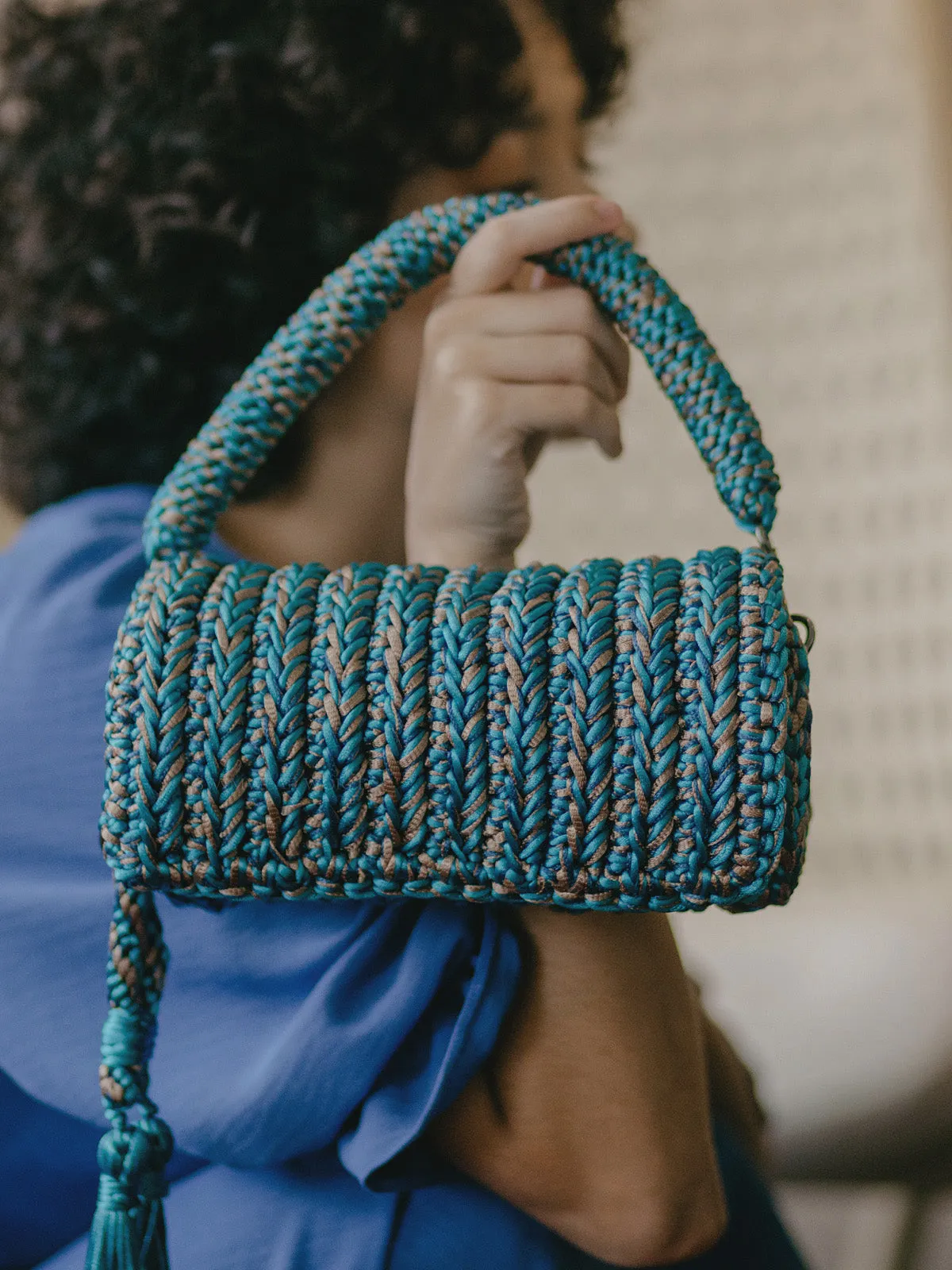 Circa Handbag ::RET