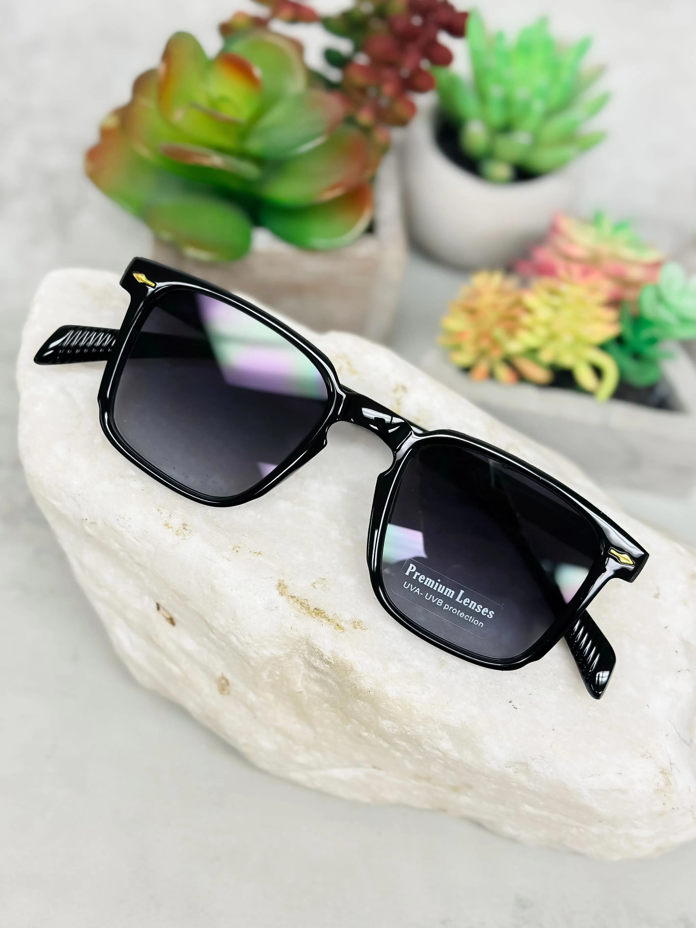 Classic Black Square Sunglasses