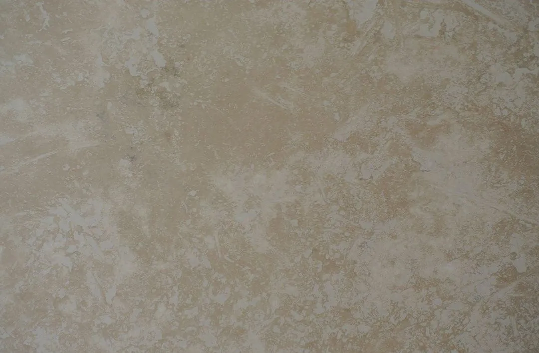 CLASSIC MEDIUM Travertine Honed-Filled Tile