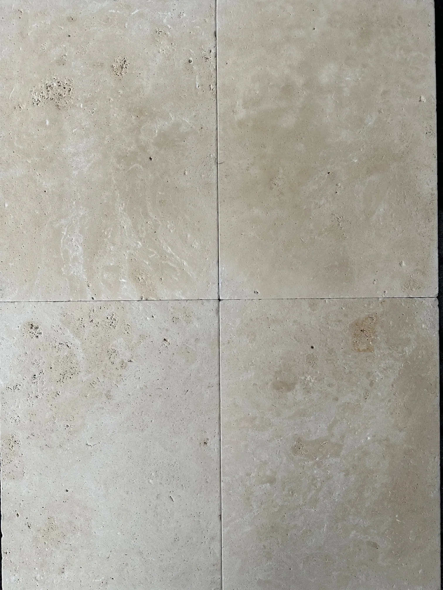 CLASSIC MEDIUM Travertine Honed-Filled Tile