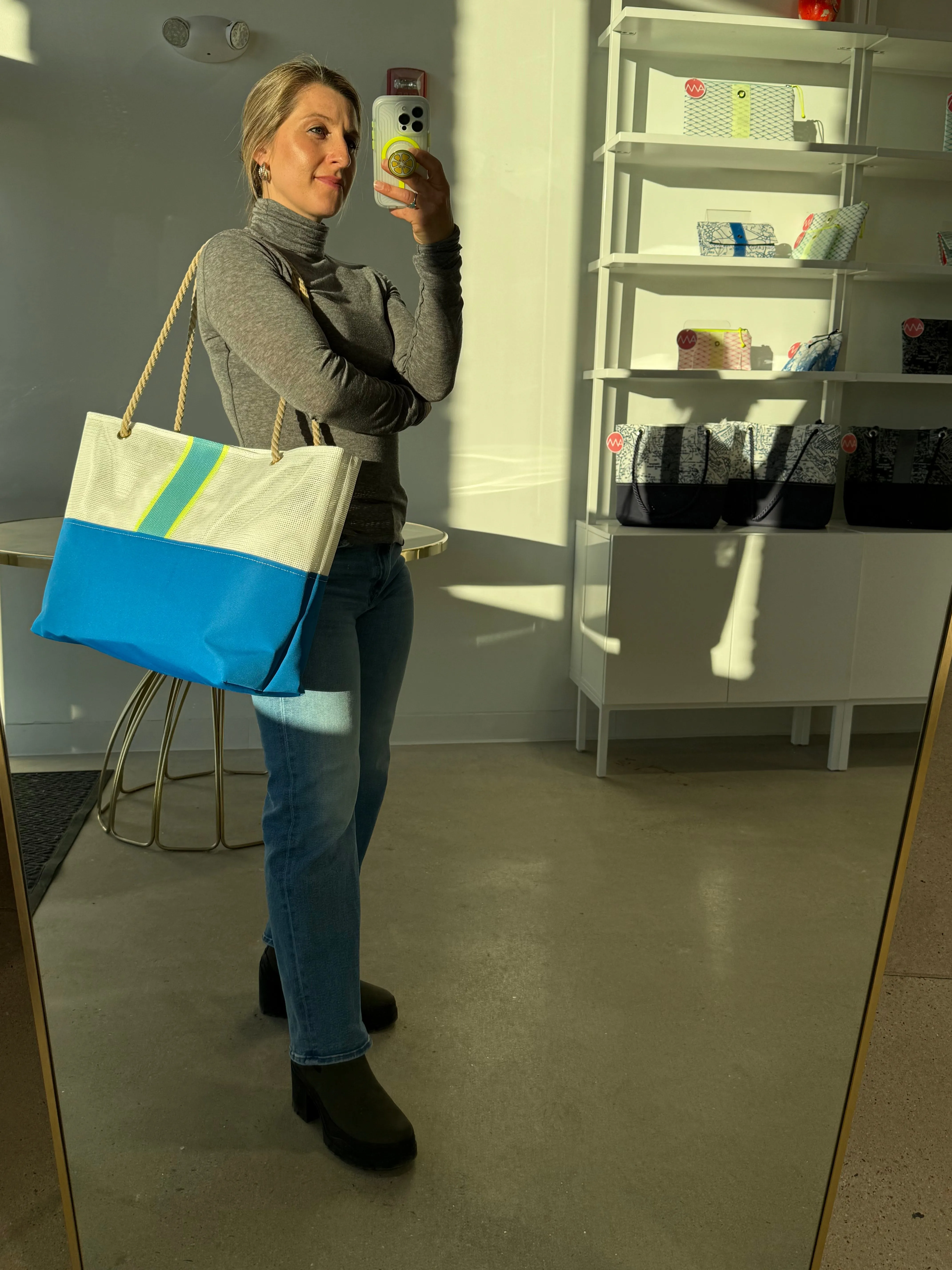 Colossal Tote