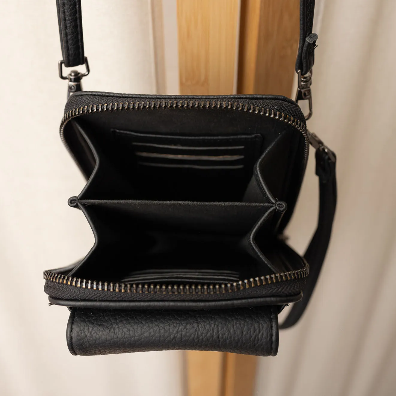 Courtenay Place Purse - Black