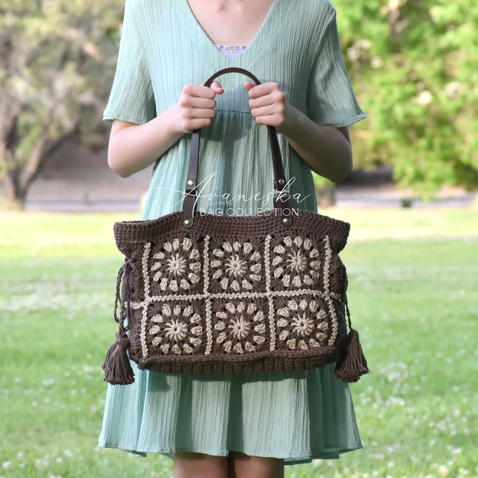 Crochet Granny Squares Shoulder Bag | BEVERLY