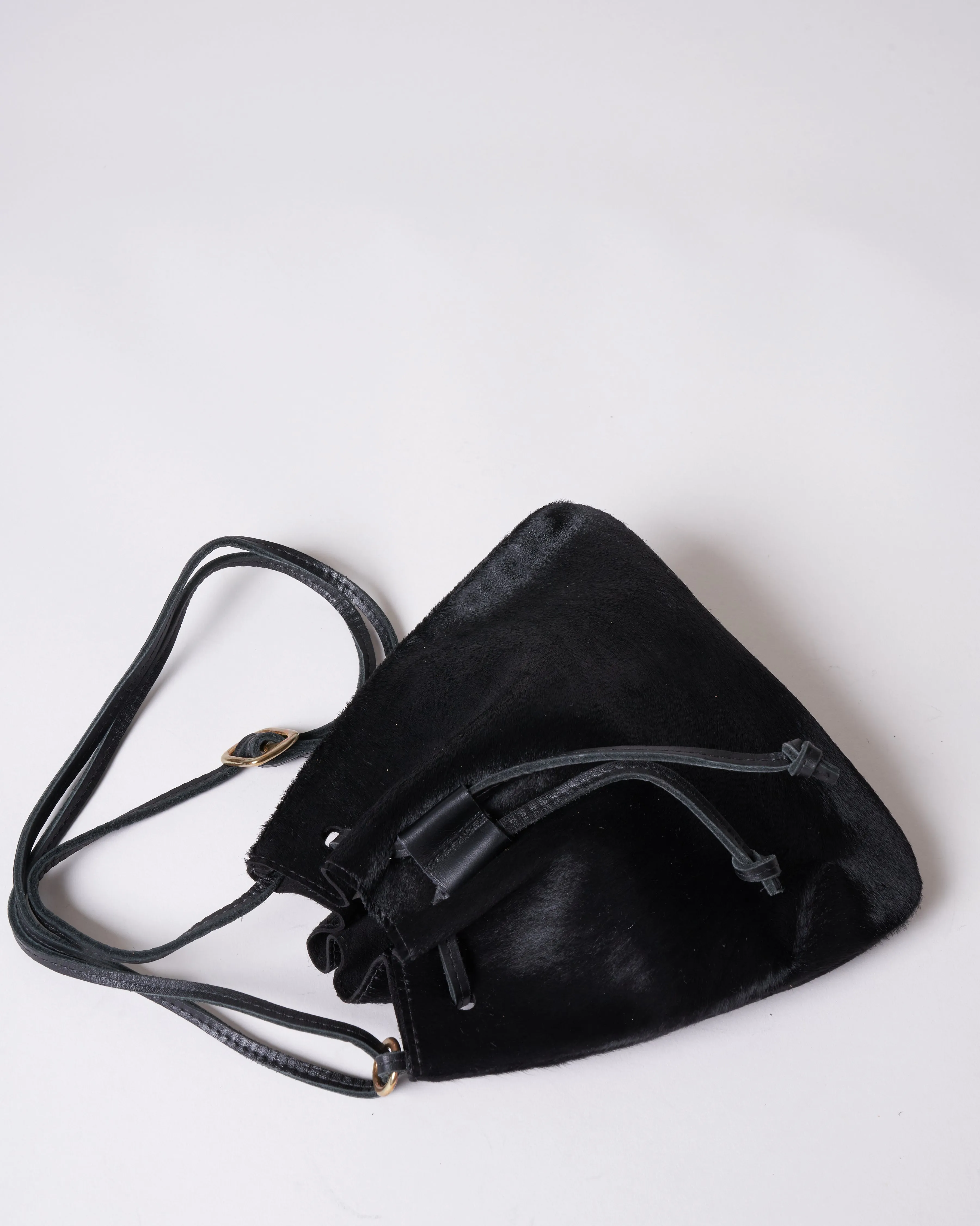 crossbody - black pony