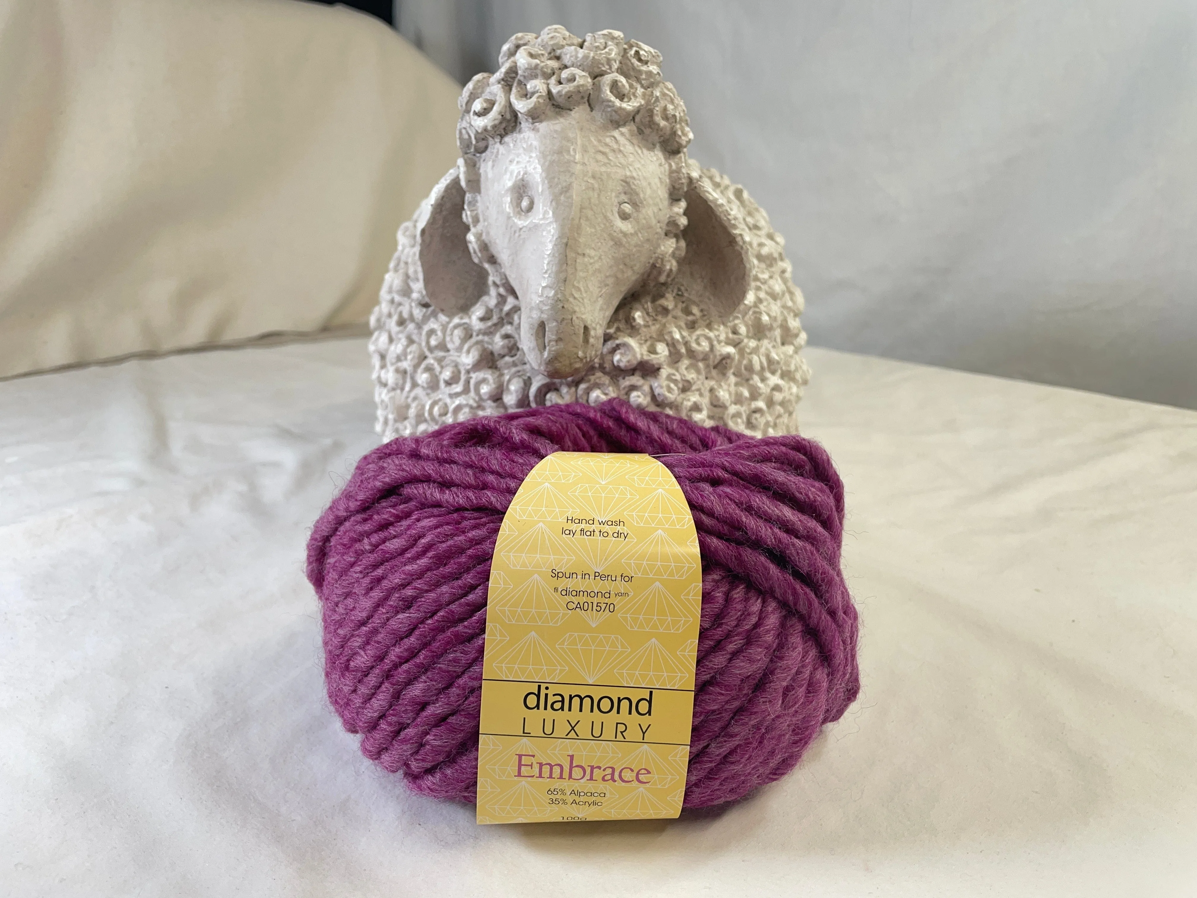 Diamond Luxury Embrace Yarn - Orchids - 2018