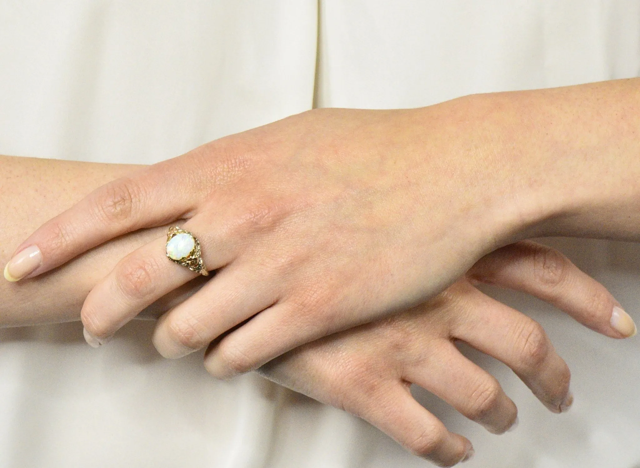 Edwardian Oval Cabochon Opal 14 Karat Tri-Colored Gold Ring