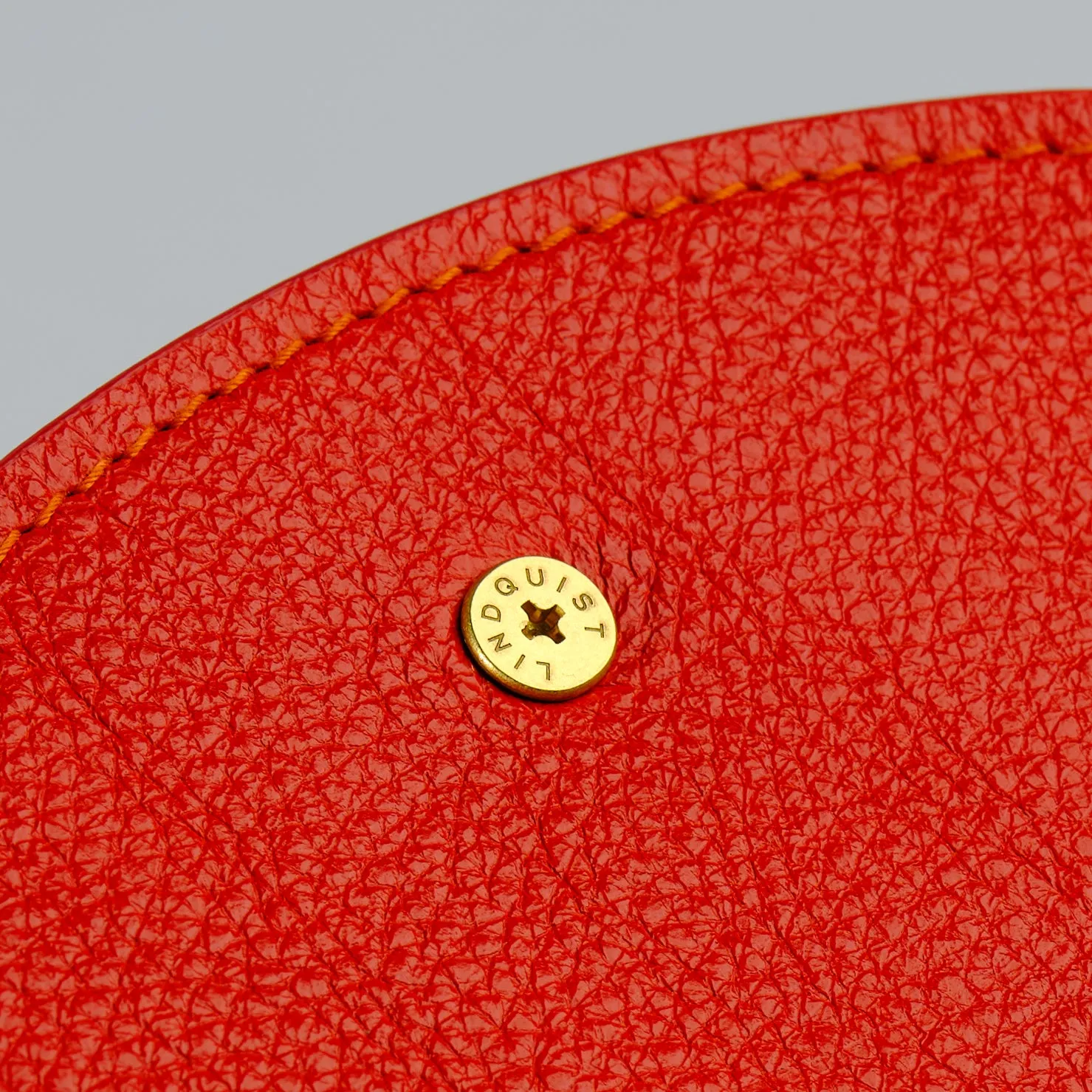 Eggi in Persimmon