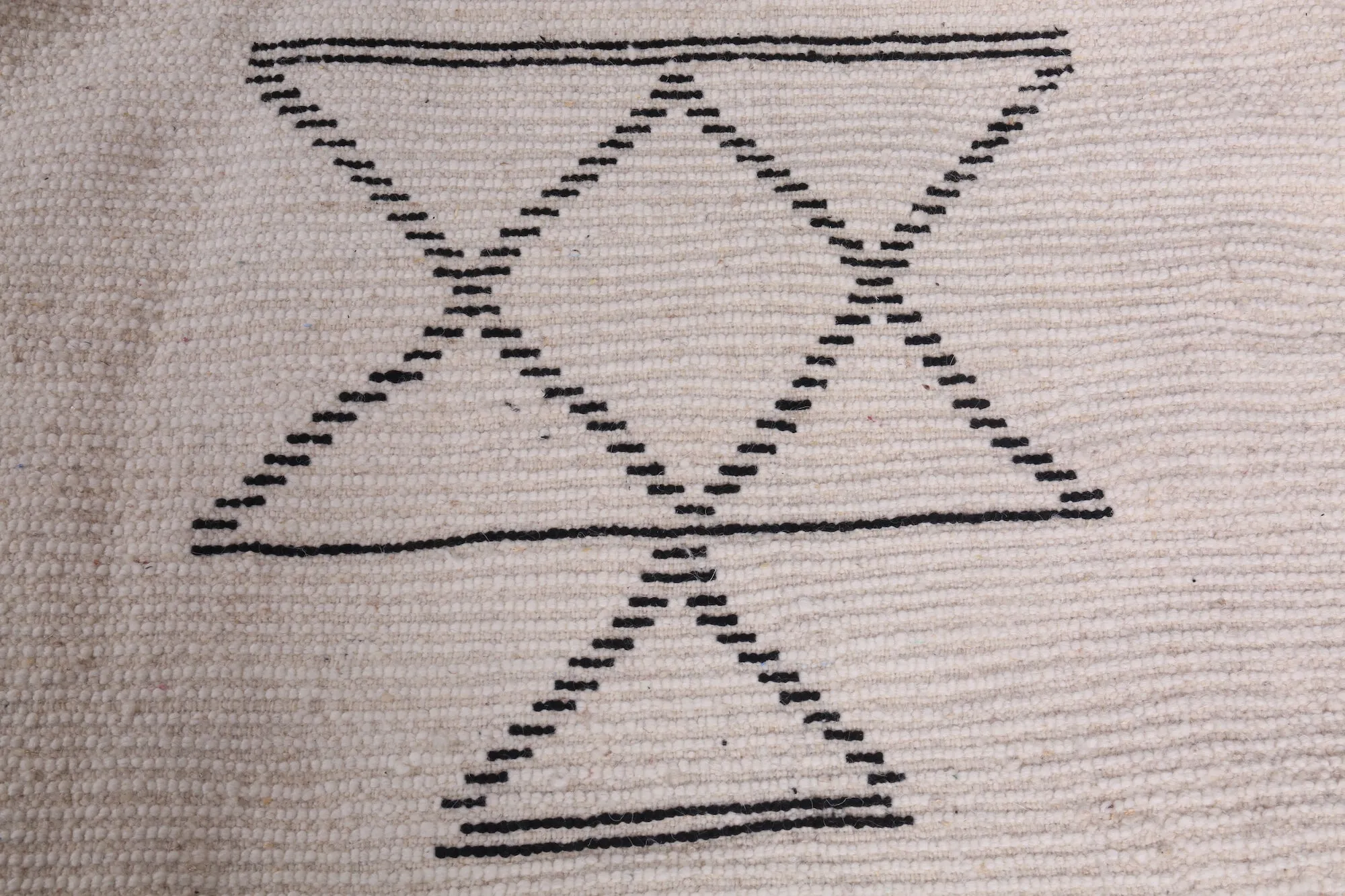 Elegant Beni Ourain rug - Berbe Rug - Custom Rug