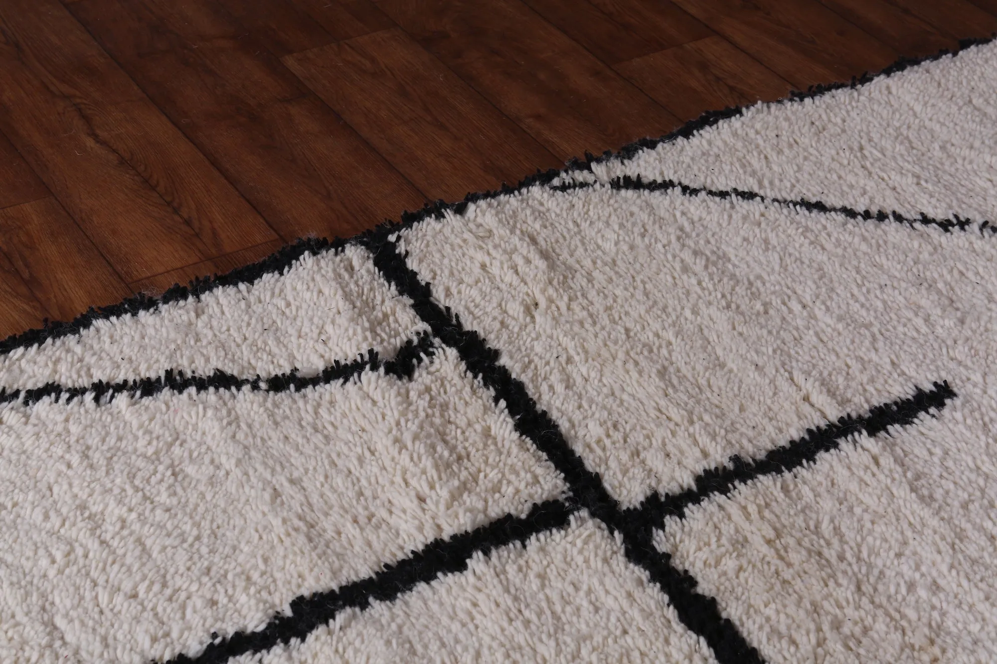 Elegant Beni Ourain rug - Berbe Rug - Custom Rug