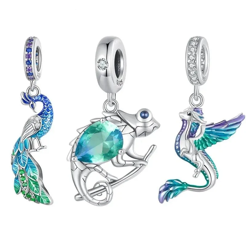 Elegant Chameleon Charm with Green Stone