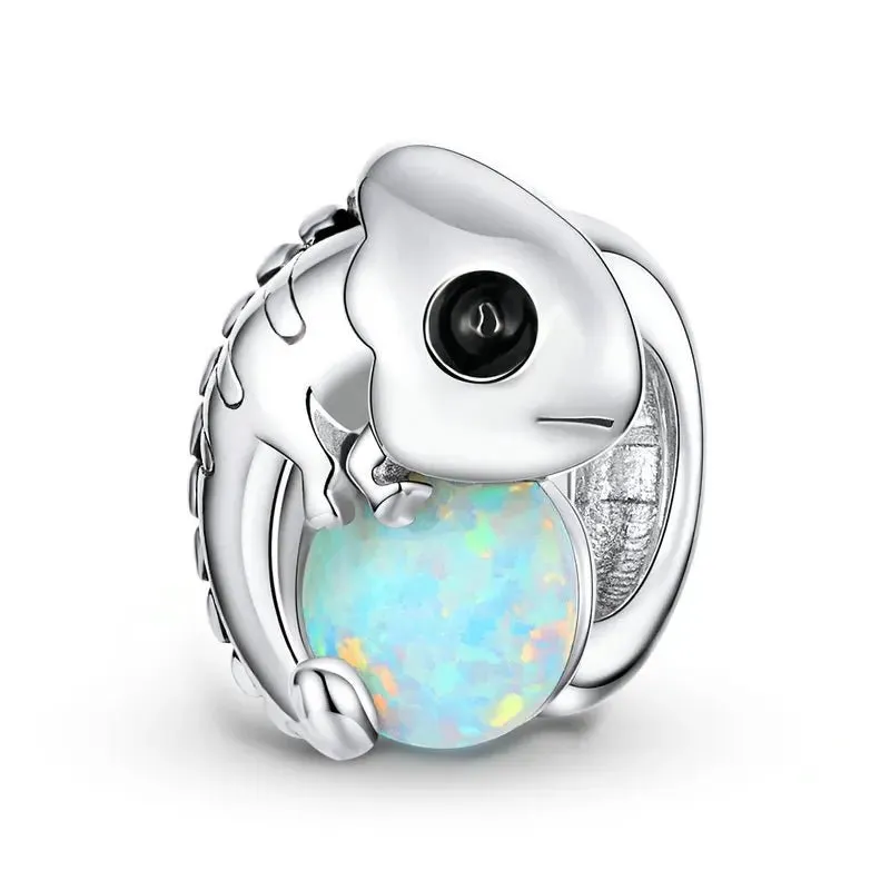 Elegant Chameleon Charm with Green Stone