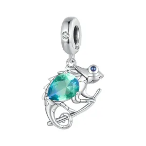 Elegant Chameleon Charm with Green Stone