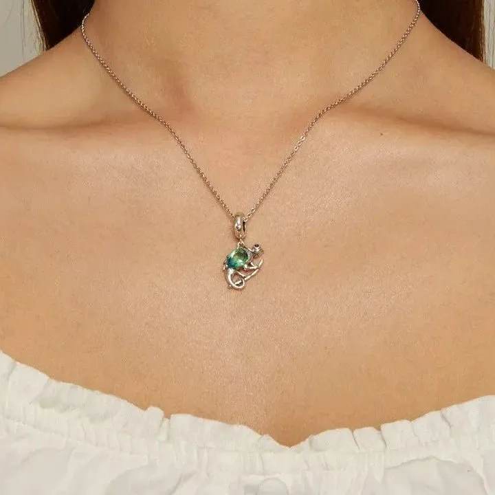 Elegant Chameleon Charm with Green Stone