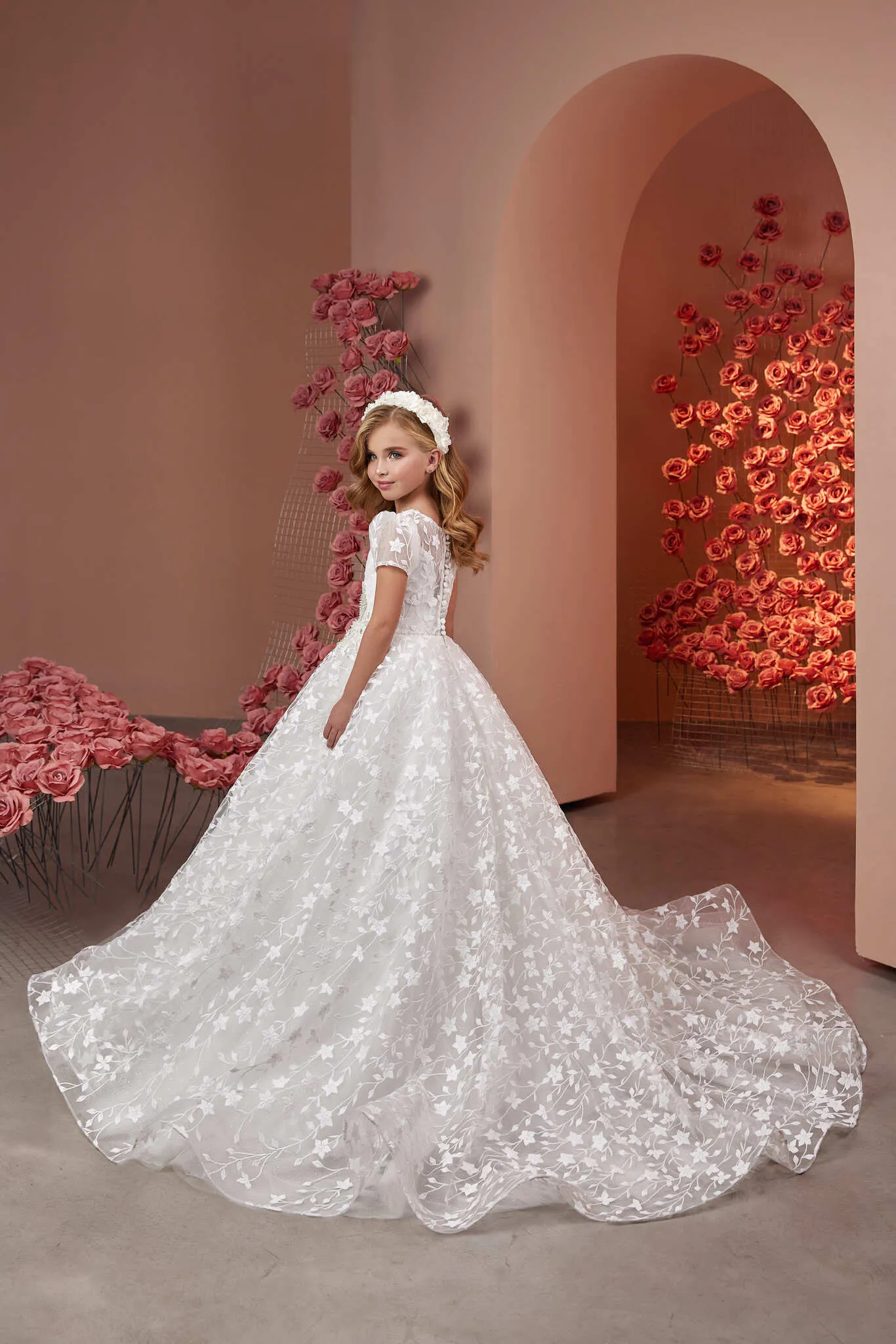 Elegant Lace Flower Girl Dress