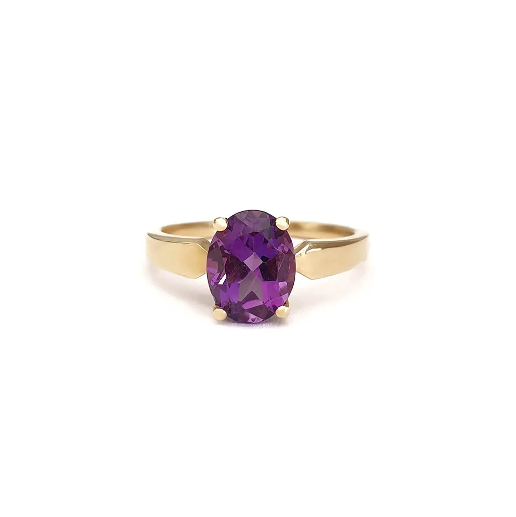 Elegant Oval Cut Amethyst Solitaire Yellow Gold Ring