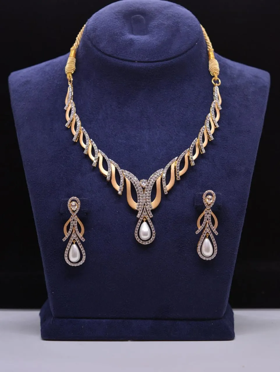Elegant White Stones Necklace Set  #J4182