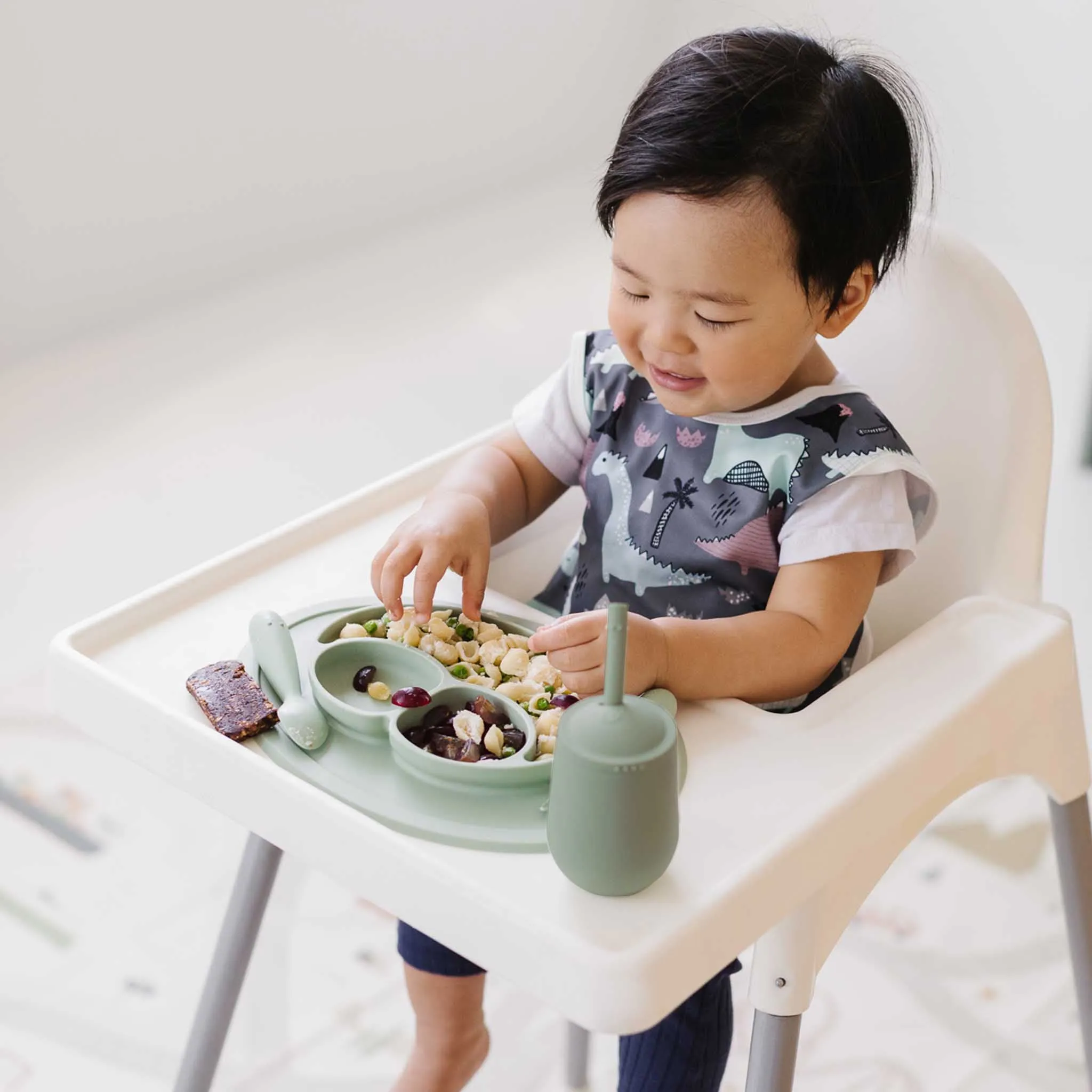 ezpz Mini Cup   Straw Training System