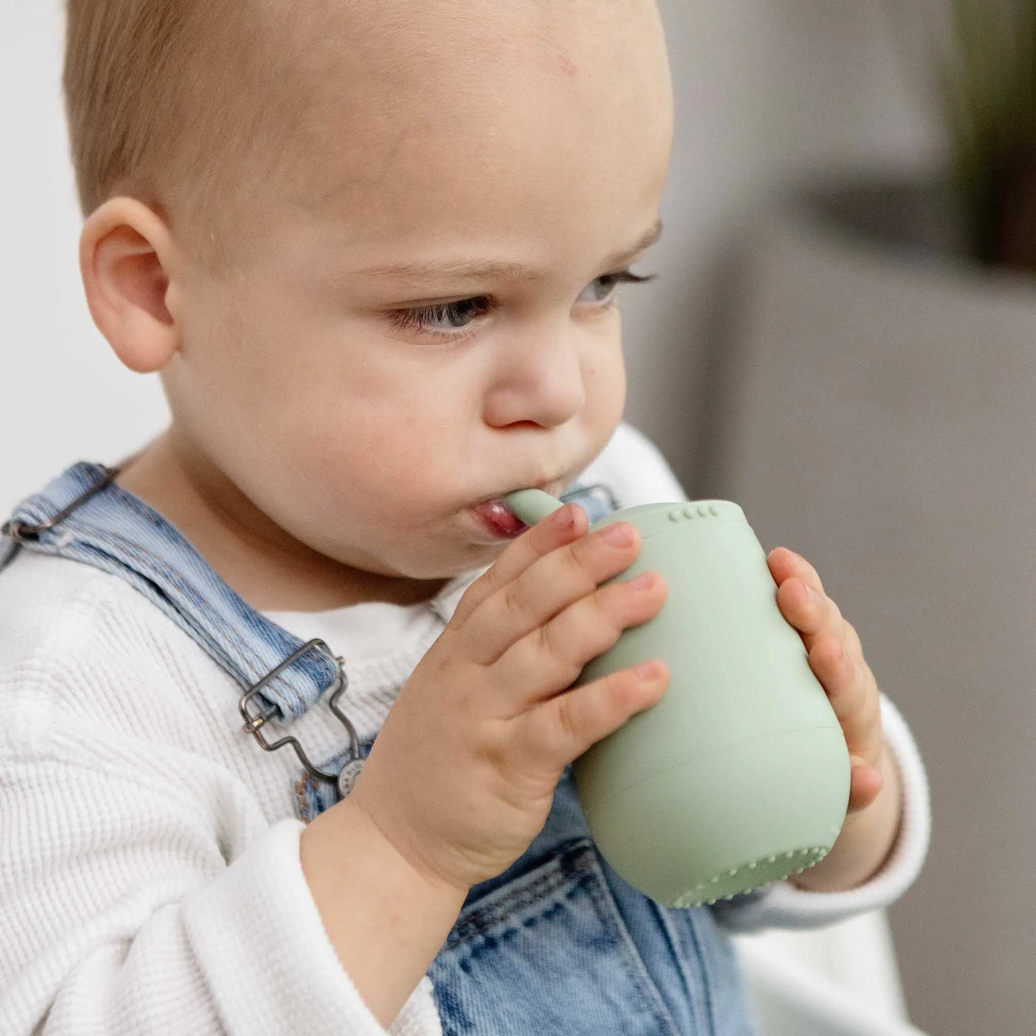 ezpz Mini Cup   Straw Training System