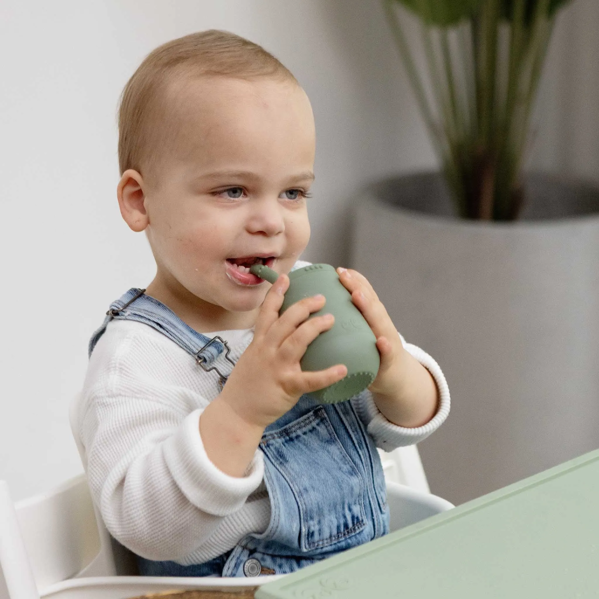 ezpz Mini Cup   Straw Training System