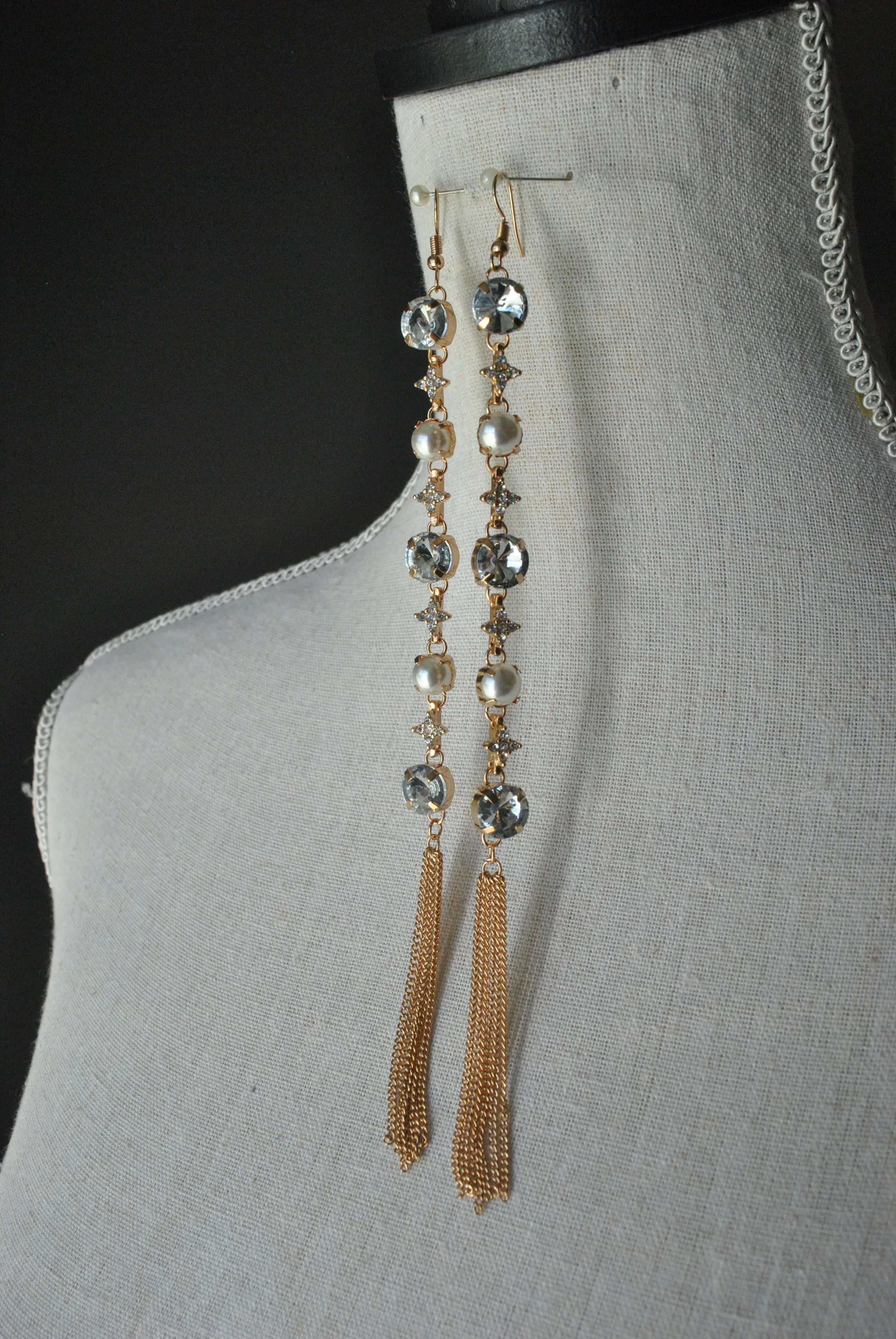 FASHION COLLECTION - GOLD CRYSTALS AND TASSLE LONG EARRINGS