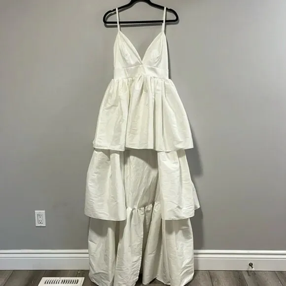 Fashion Nova V.I.Please high low gown white size Medium