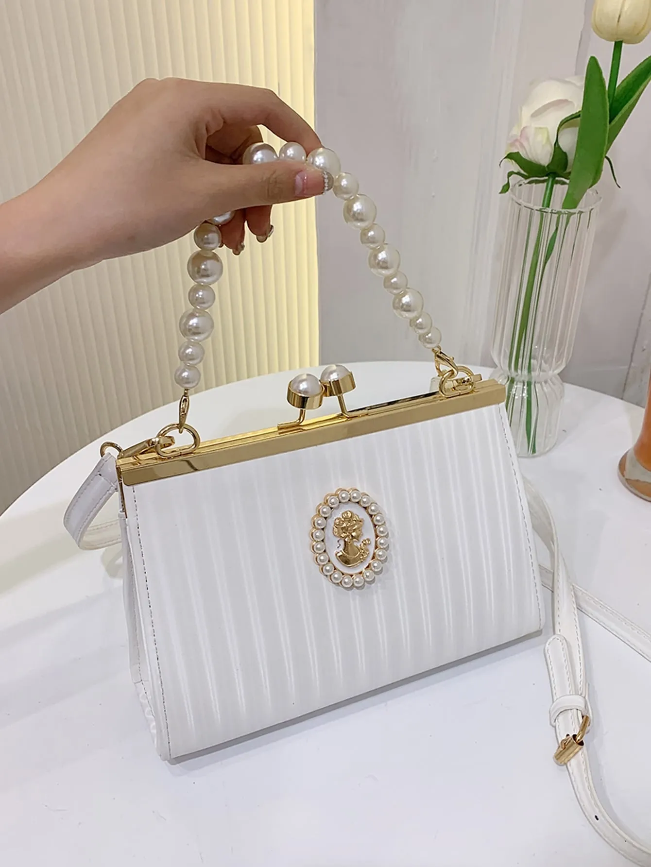 Figure & Faux Pearl Decor Kiss Lock Square Bag - White- FD ⚡