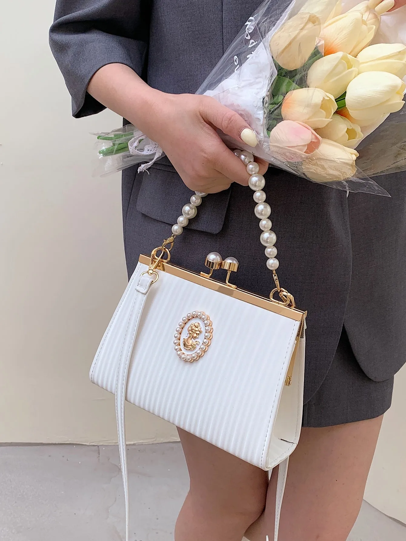 Figure & Faux Pearl Decor Kiss Lock Square Bag - White- FD ⚡
