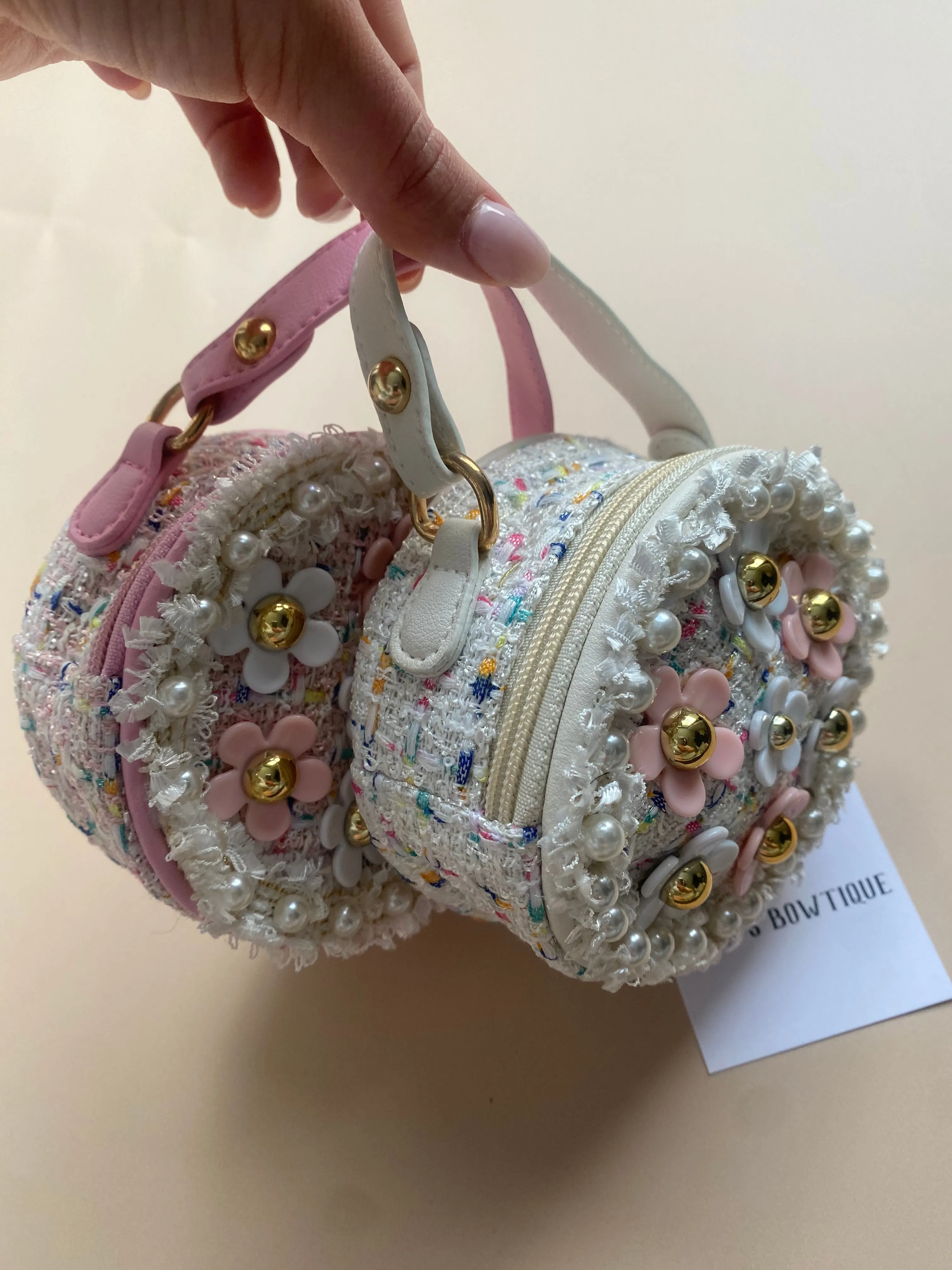 Flower Pearl Tweed Round Mini Bag - White