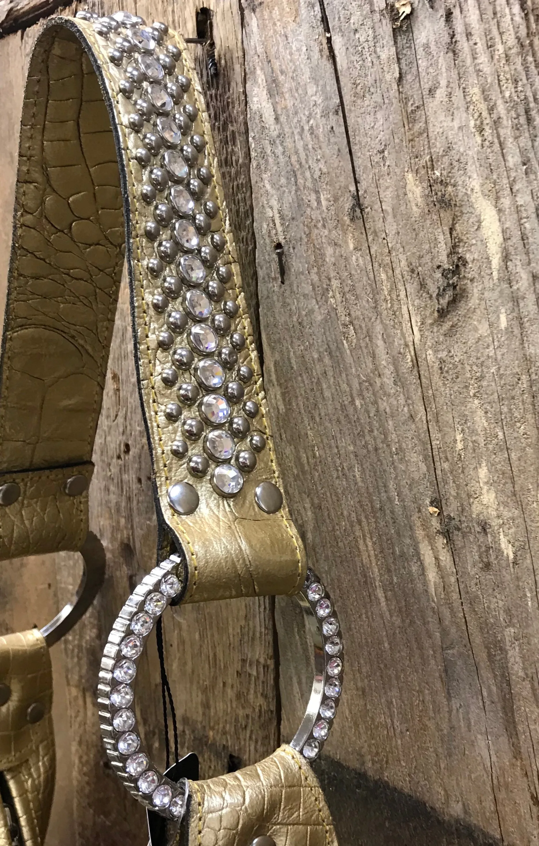 Gold Leopard Hair With Three Crowns