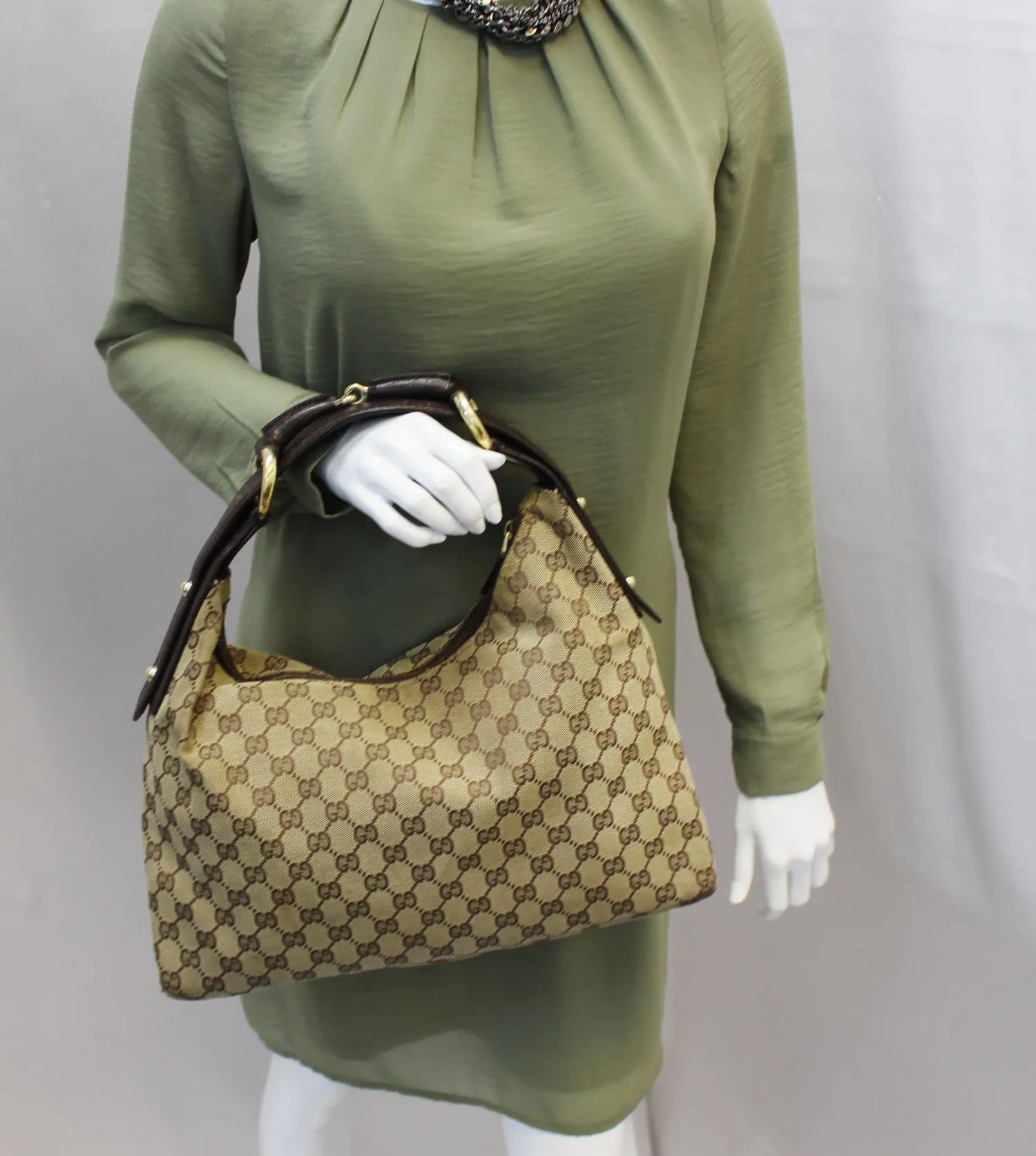 GUCCI Beige GG Canvas Medium Horsebit Hobo Bag