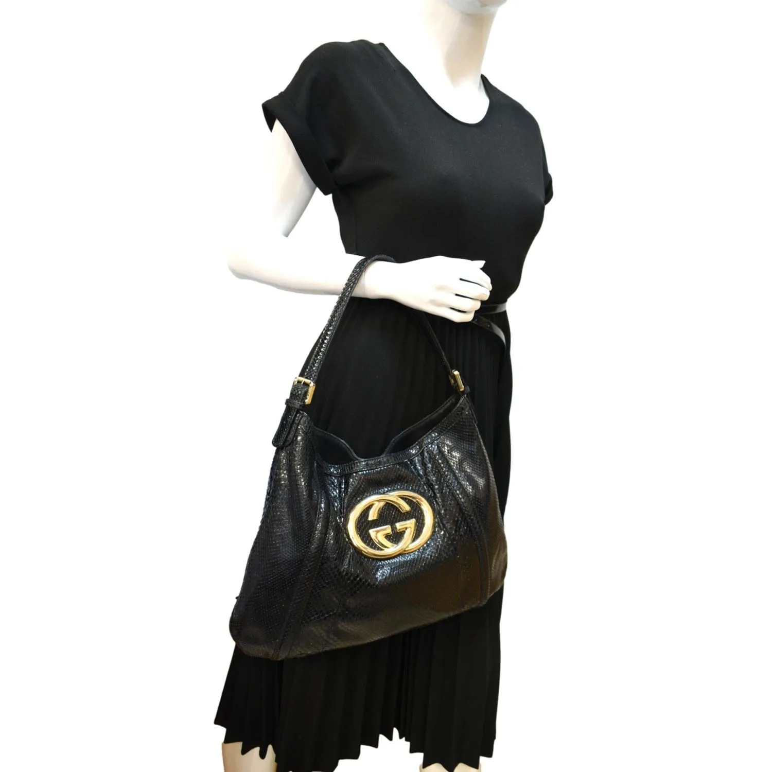 GUCCI Britt Medium Patent Leather Hobo Bag Black 162740