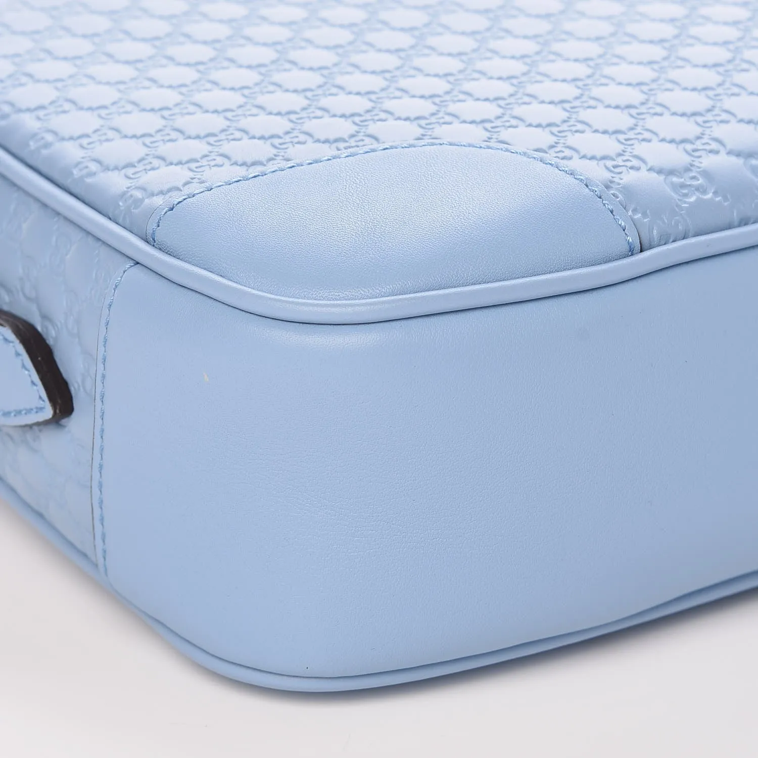 Gucci GG Microguccissima Leather Bree Camera Bag in Blue