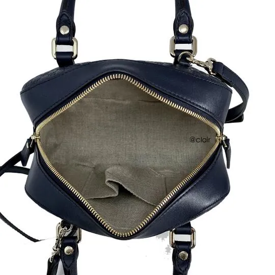 Gucci O Borsa Microguccissima Crossbody in Navy
