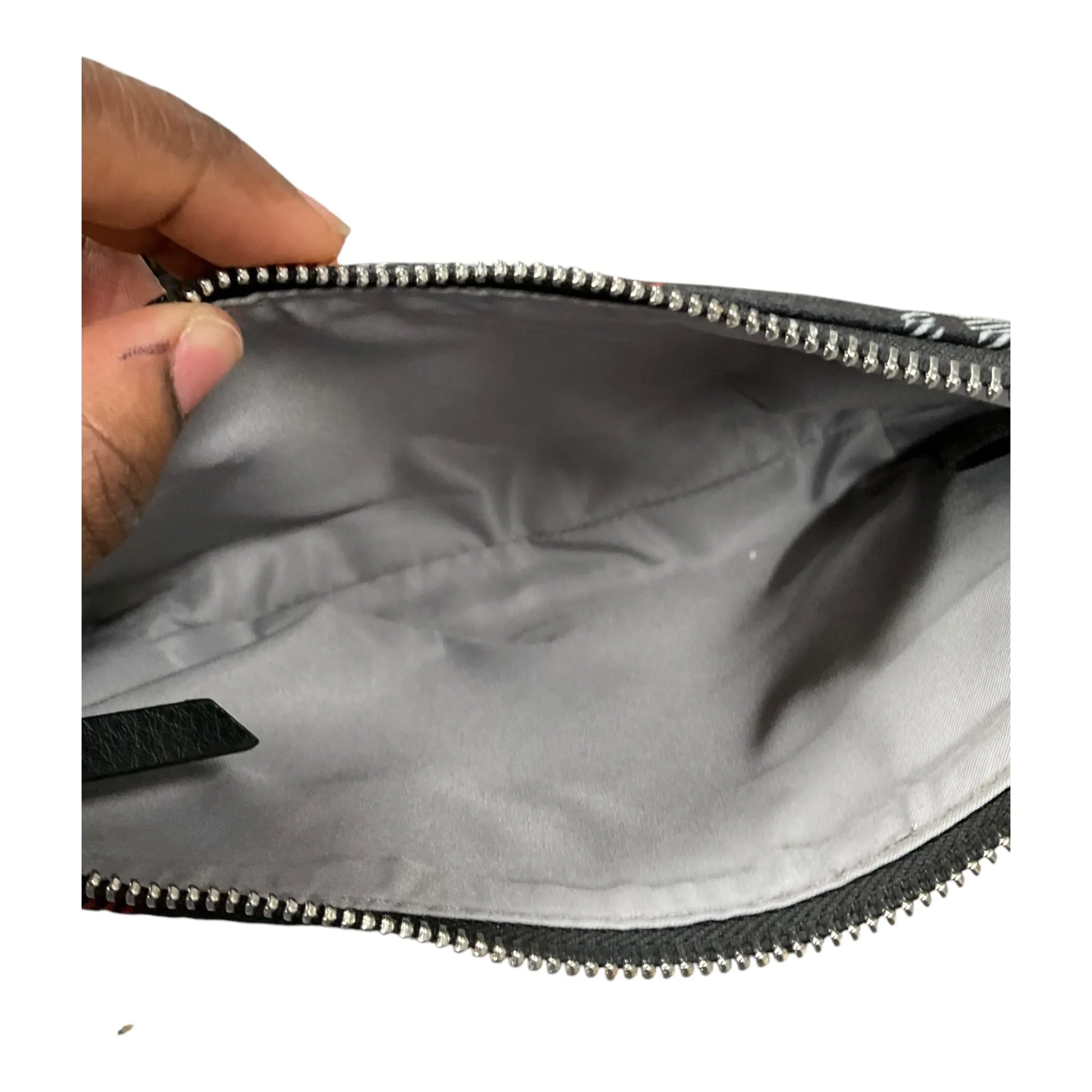 Handbag By Clothes Mentor, Size: Small