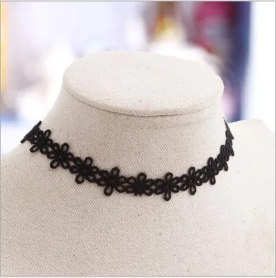 Handmade Hot Selling Vintage Stretch Tattoo Choker Necklace Gothic Punk Grunge Henna Elastic with Choker Pendant Necklaces