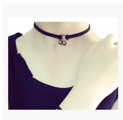 Handmade Hot Selling Vintage Stretch Tattoo Choker Necklace Gothic Punk Grunge Henna Elastic with Choker Pendant Necklaces
